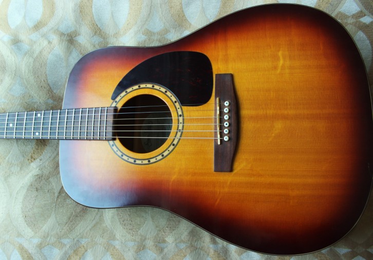 Votre meilleur guitare celle que vous ne vendrai jamais... 173762-195132-566a13aa3c-0a13