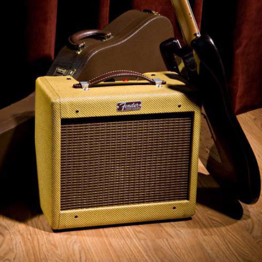 1357-big-fender-champ57-big.jpg