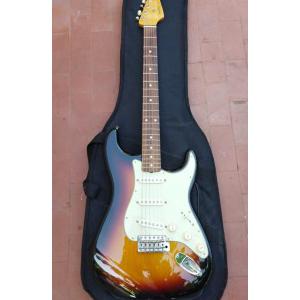 Vends : Fender Stratocaster Classic 60's Sunburst