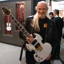 [Musikmesse 2011] Samick Lance une Nouvelle Marque: JTR Guitars