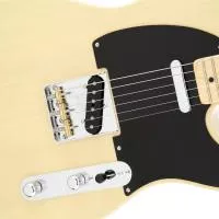 Pénultième guitare de la série limitée fender 10 for 15