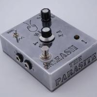 Locustom annonce la sortie du Parasite