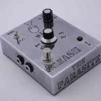 Locustom annonce la sortie du Parasite
