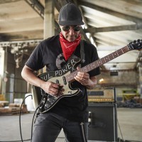 Sortie de la Strat signature Tom Morello chez Fender