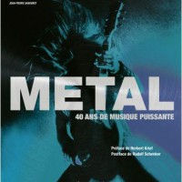 Metal, un livre dédié à la musique puissante