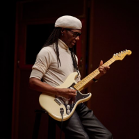 Fender sort la Nile Rodgers Hitmaker Stratocaster