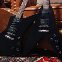 Gibson nous replonge dans les eighties avec deux modèles anguleux