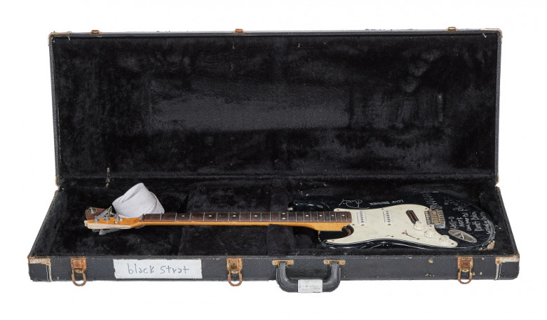 fender kurt cobain encheres