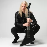 Jackson sort un nouveau modèle Signature avec Jeff Loomis, la Kelly HT-6