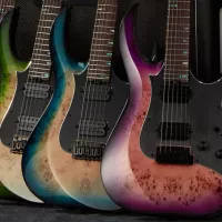 Mooer GTRS ajoute une touche de classe à ses guitares intelligentes avec la M810