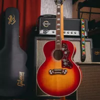 Gibson réinvente la légendaire J-200 de Jimmy Page