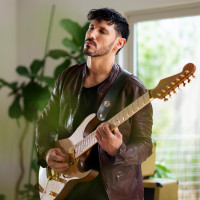 Charvel lance la machine shred ultime avec le nouveau modèle Angel Vivaldi