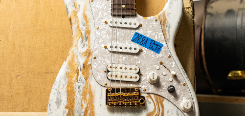 James Tyler et Dann Huff fêtent leur lien de longue date avec la Studio Elite HDX signature