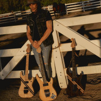 Nuno Bettencourt lance sa propre marque de guitare