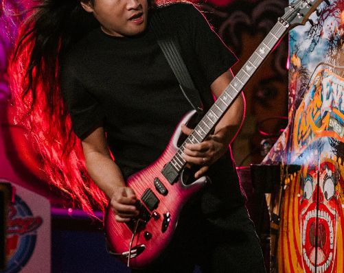 Le modèle PRS de Herman Li est désormais disponible dans la gamme SE