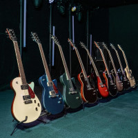 Gretsch décline sa forme Jet avec deux nouvelles gammes