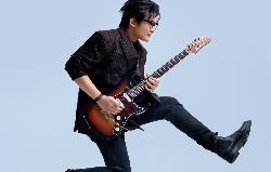 Ibanez s'ouvre à la Chine avec la nouvelle GF1 signature Gaofunk