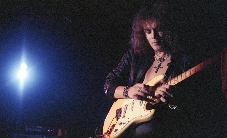 Malmsteen en Tapping