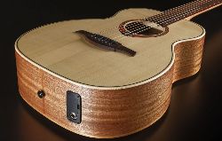 Lâg Tramontane T70TE-NAT naturelle satinée, une voyageuse de belle facture