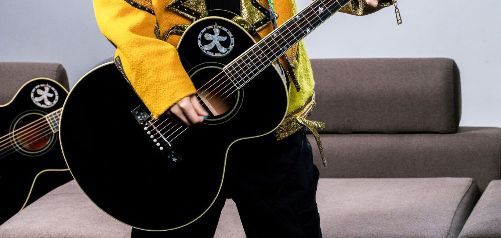 Epiphone s'impose en Chine avec la J-180 signature de la superstar WoWkie Da