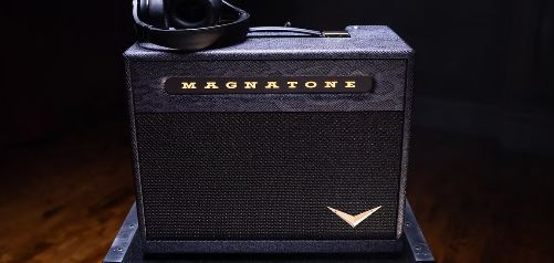 Slash confirme son association avec Magnatone par le mini combo Lil' Viper