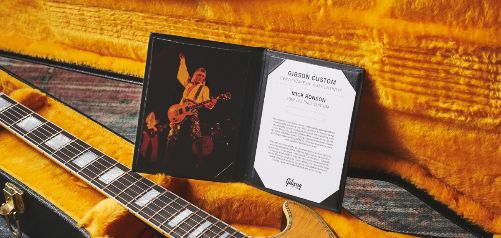 Gibson rend hommage au guitariste qui a défini la Les Paul Custom 