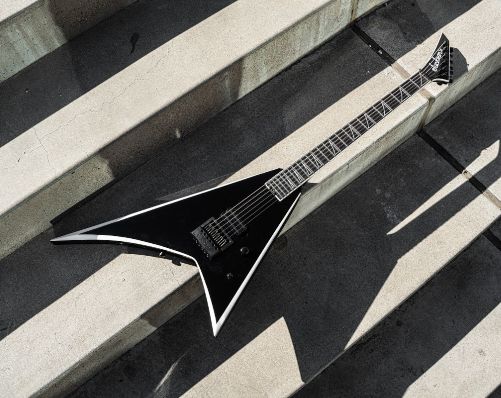 Nouvelle Jackson signature pour l'un des guitaristes de Gojira