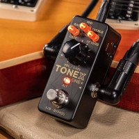 IK Multimedia ajoute le Bluetooth et le MIDI sur le nouveau Tonex One+
