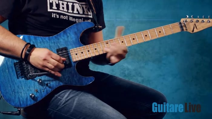 En utilisant la gamme pentatonique / gamme de blues