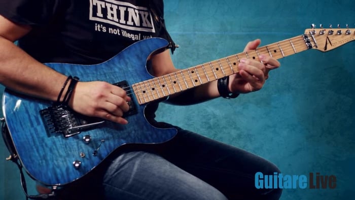 En utilisant la gamme pentatonique