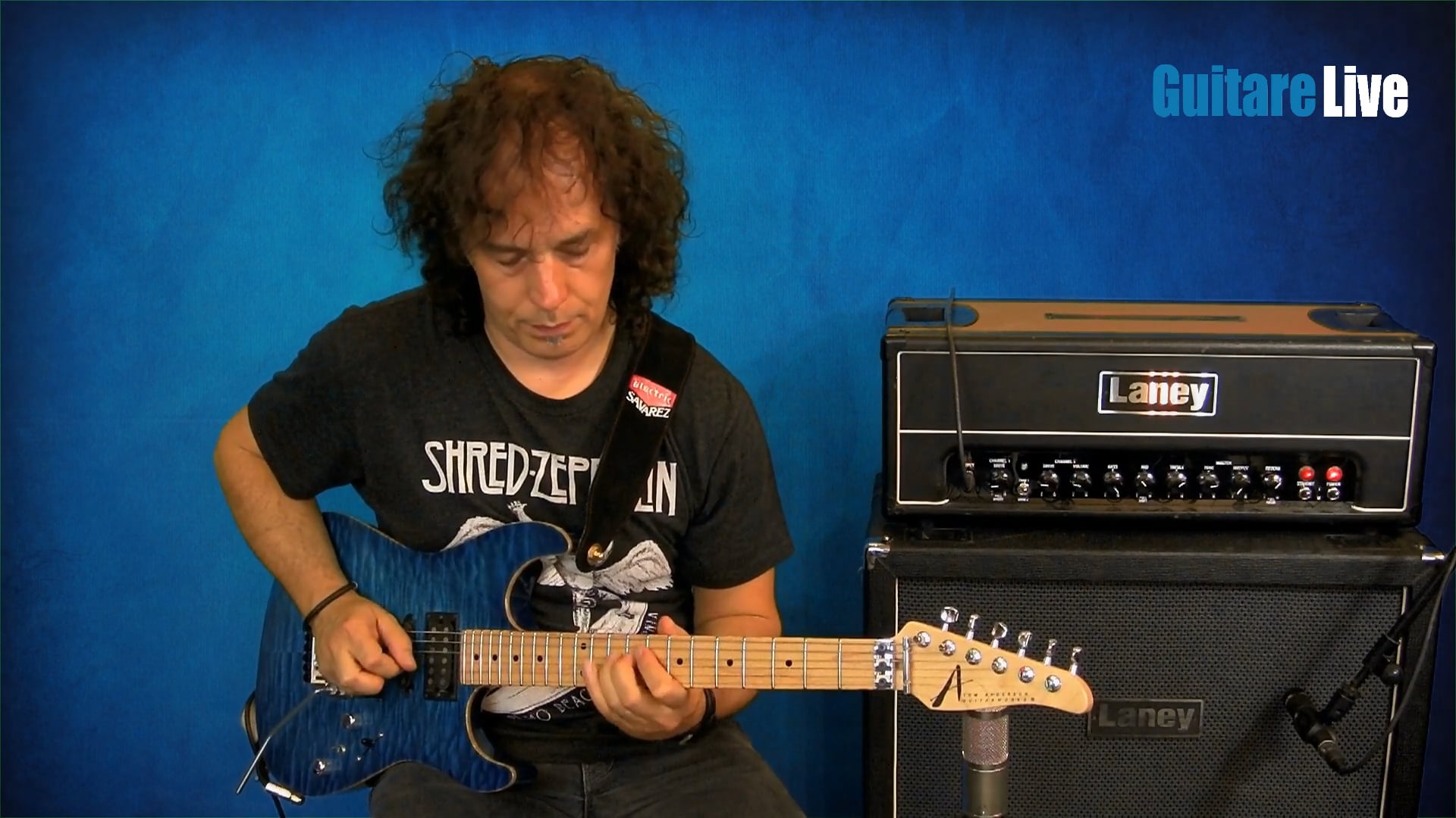 Exemple de phrase bebop de A7 vers D9