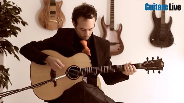 Triades et extensions