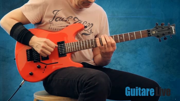 Montée de La min penta façon gamme brisée, démanché total