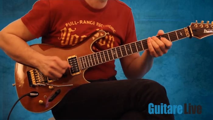 Cellules simples 4 par 4 en démanché - cordes Si et Mi