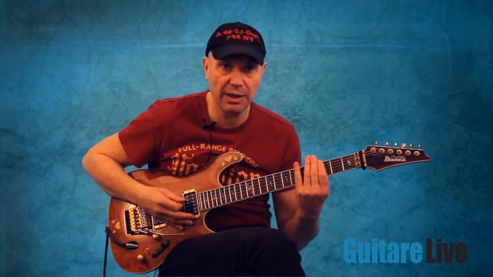 Cellules complexes (4 notes avec saut de cordes) sur 3 octaves