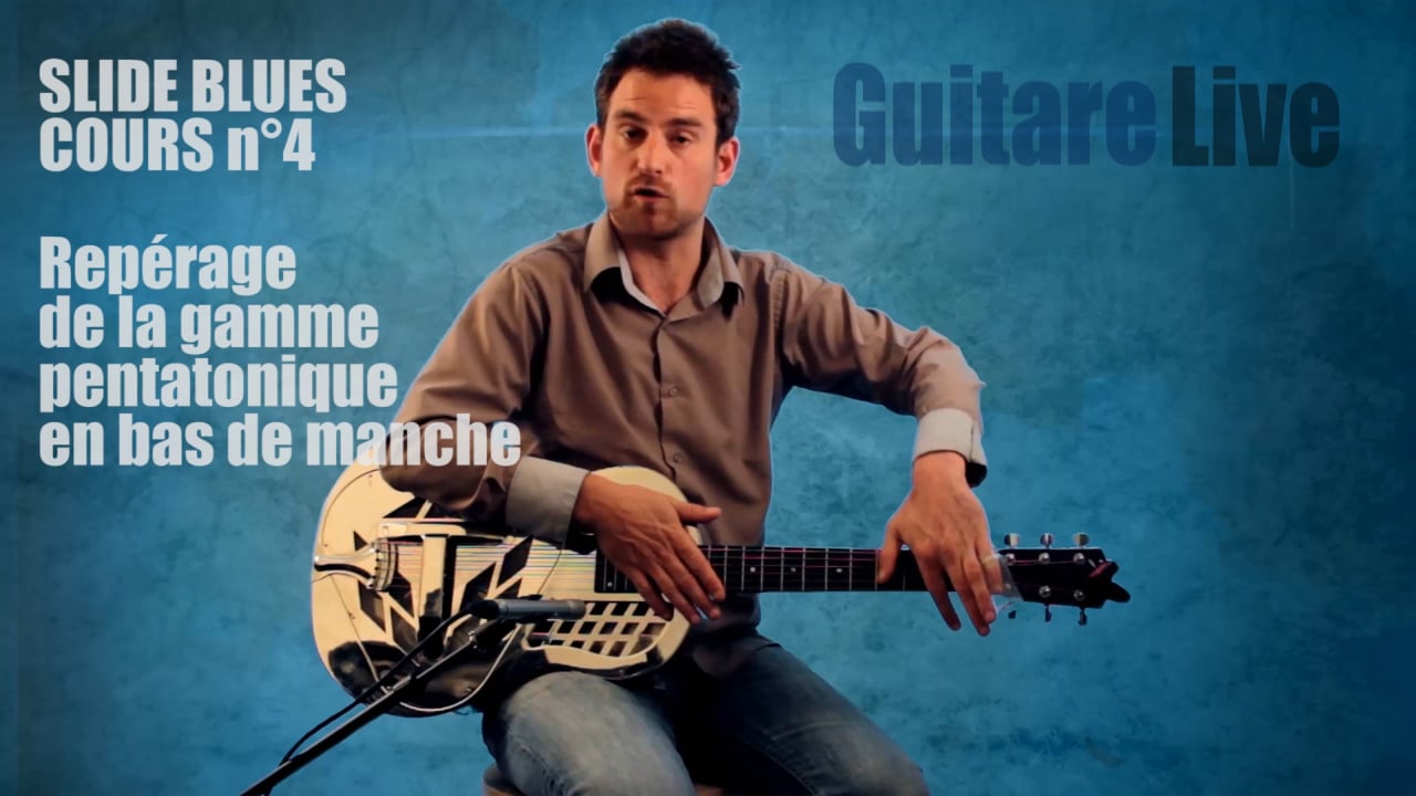 Penta de ré mineur, avec cordes à vide près du talon.