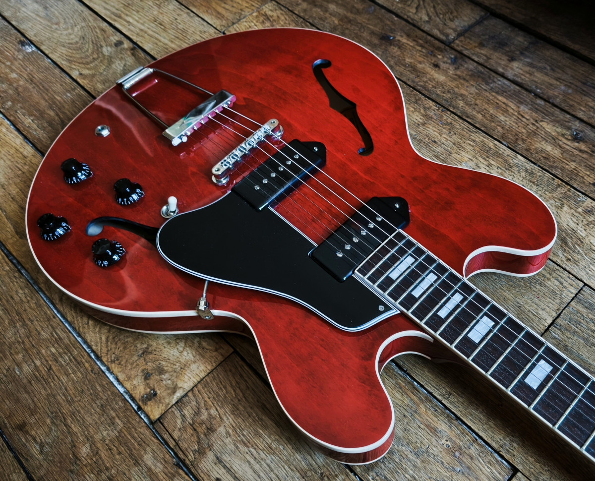 ES 330