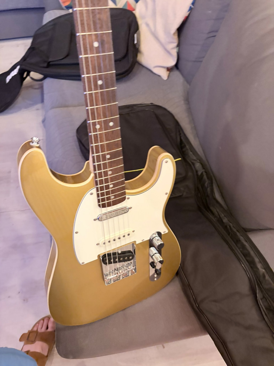 Squier Stratocaster Paranormal Nashville