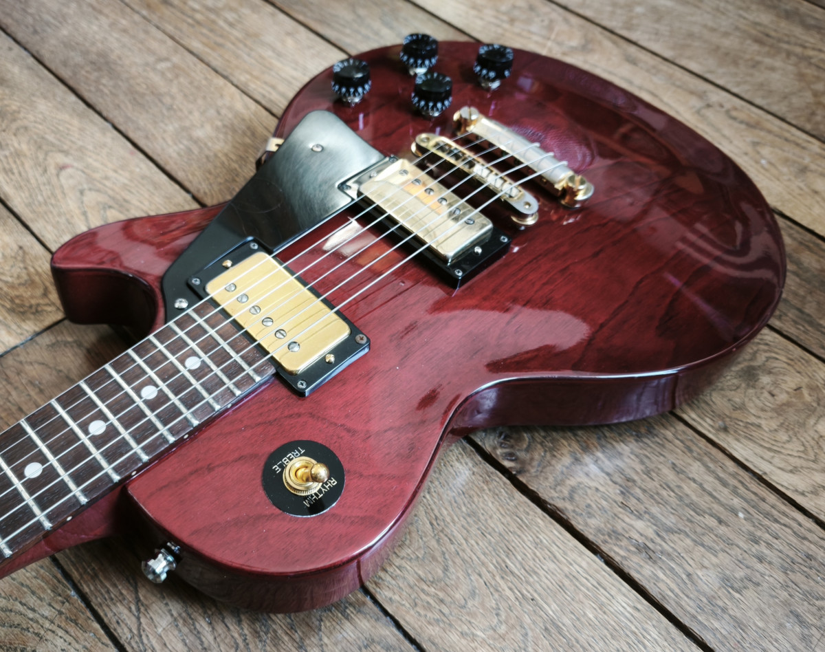 Aria PE-110 (1977)